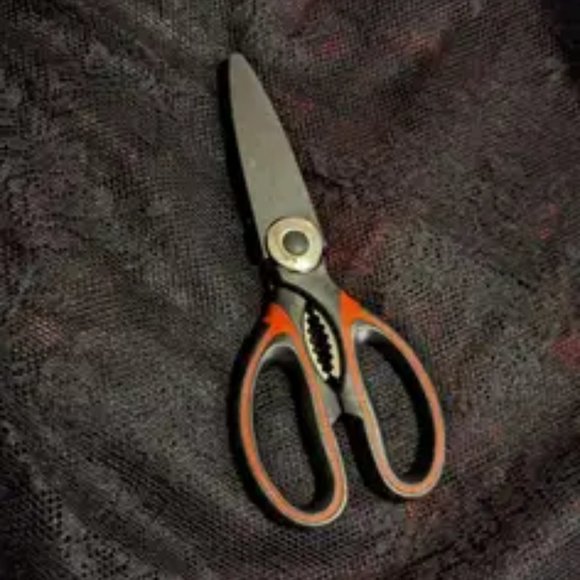 2 pack Heavy Duty Kitchen Scissors - Dishwasher Safe Meat, Poultry, and General - Picture 7 of 8